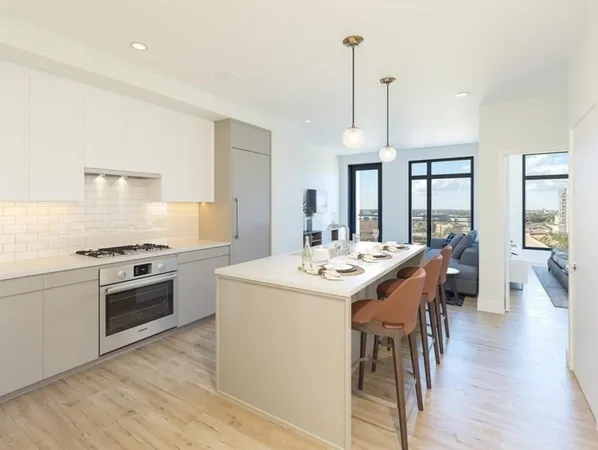 $4,650 | 191 Washington Street, Unit 714, Boston, MA 02135