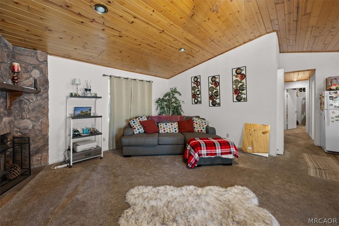 396 Riverside Avenue Sugarloaf, CA 92386 - Photo 11 of 21