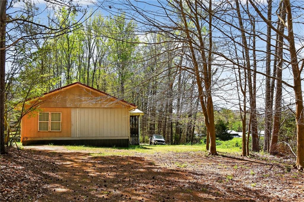 130 Hankins Road Rock Spring, GA 30739 - Photo 3 of 30