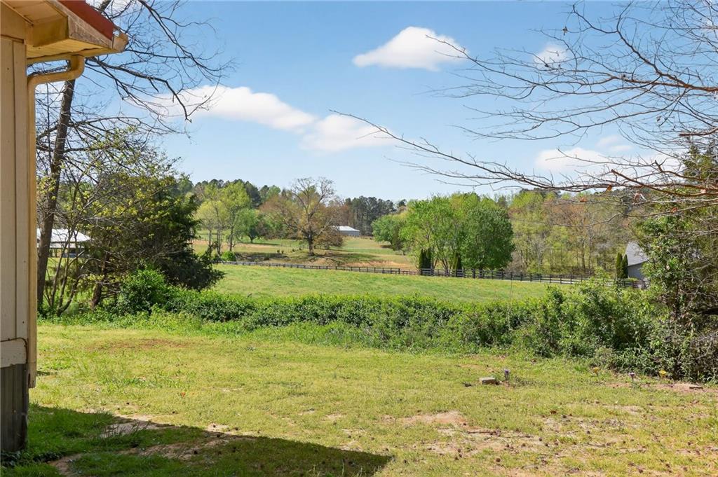 130 Hankins Road Rock Spring, GA 30739 - Photo 6 of 30