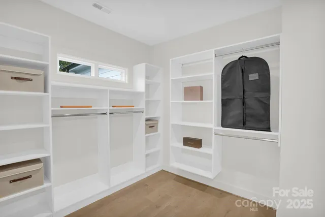 $1,525,000 | 4918 Buckingham Drive, Charlotte, NC 28209