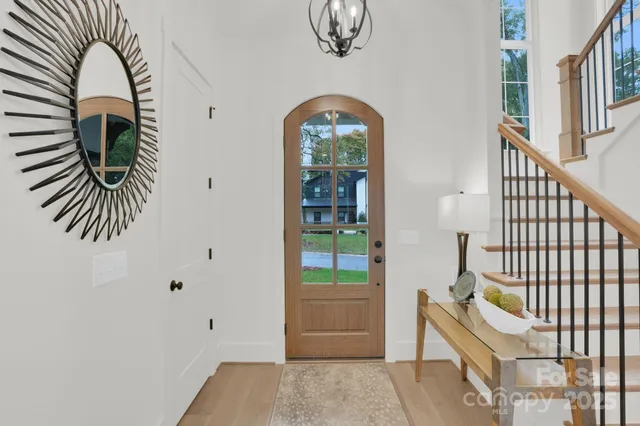 $1,525,000 | 4918 Buckingham Drive, Charlotte, NC 28209