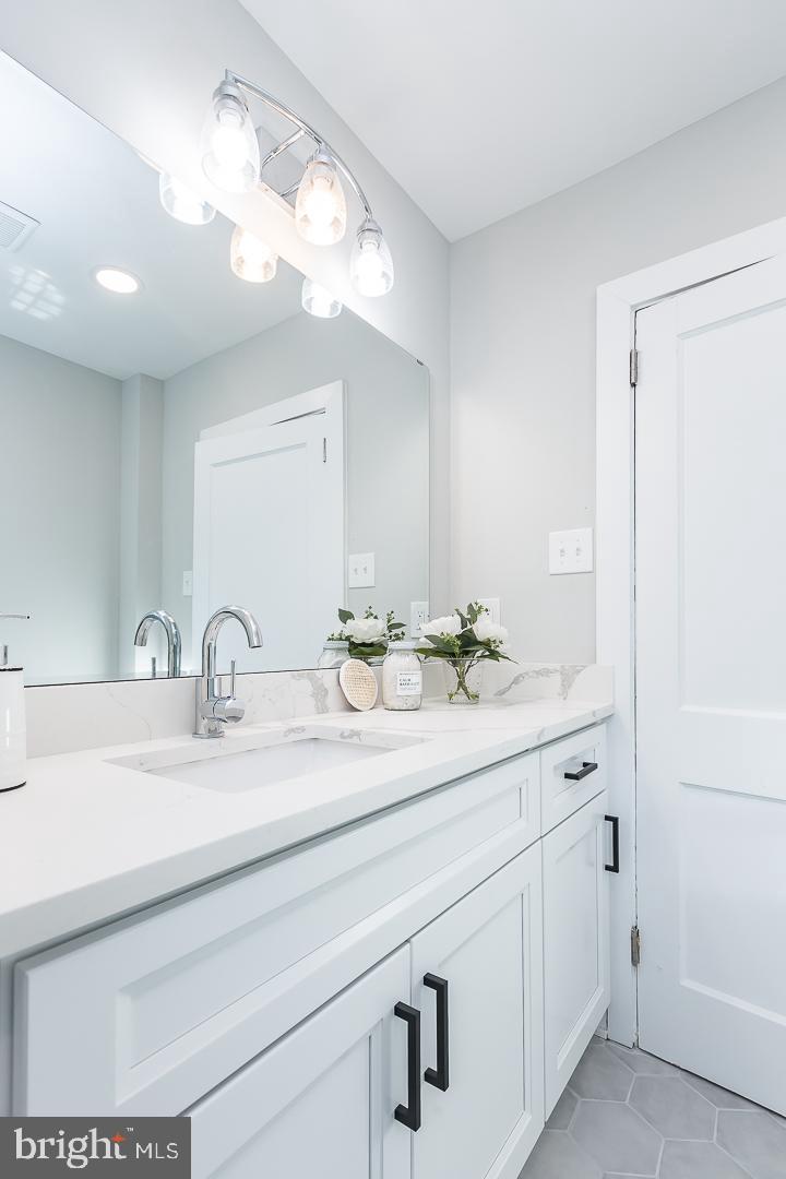 558 Wales Road Havertown, PA 19083 - Photo 27 of 50