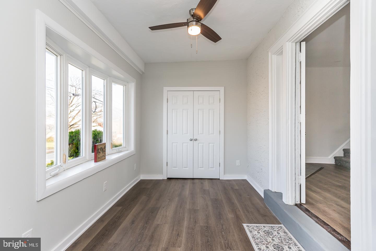 558 Wales Road Havertown, PA 19083 - Photo 5 of 50