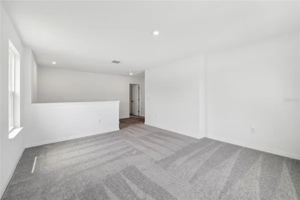 $386,960 | 12983 Trovita Drive, Grand Island, FL 32735