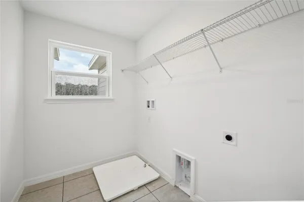 $386,960 | 12983 Trovita Drive, Grand Island, FL 32735