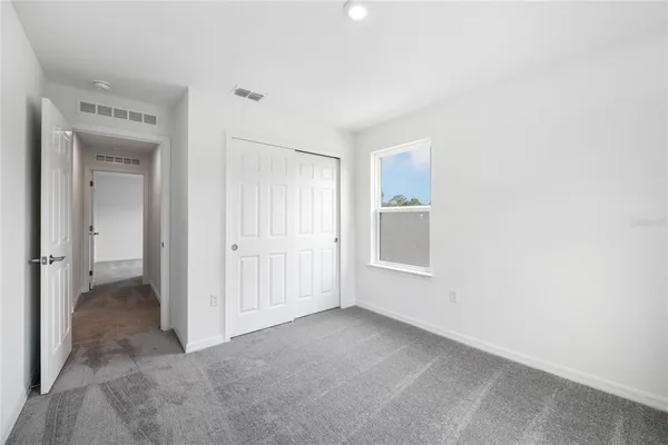 $386,960 | 12983 Trovita Drive, Grand Island, FL 32735