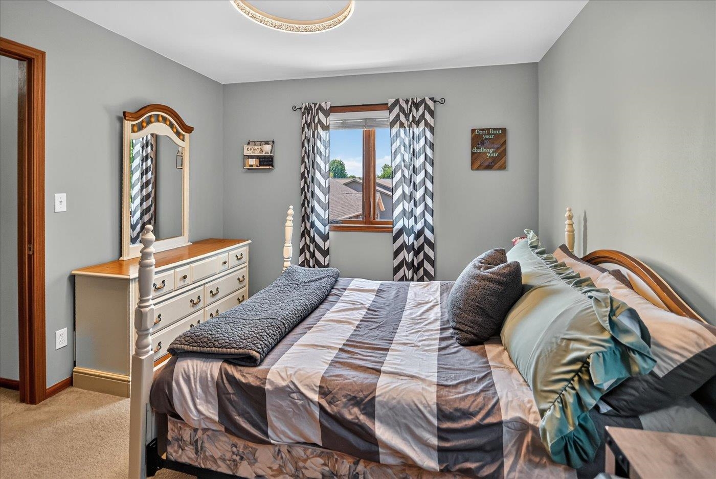 606 Cobblestone Way Watertown, WI 53094 - Photo 32 of 54