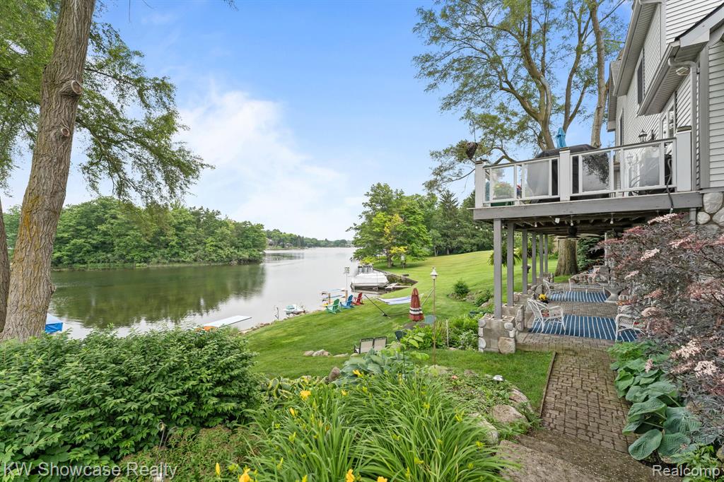 6476 Andersonville Road Waterford, MI 48346 - Photo 8 of 55