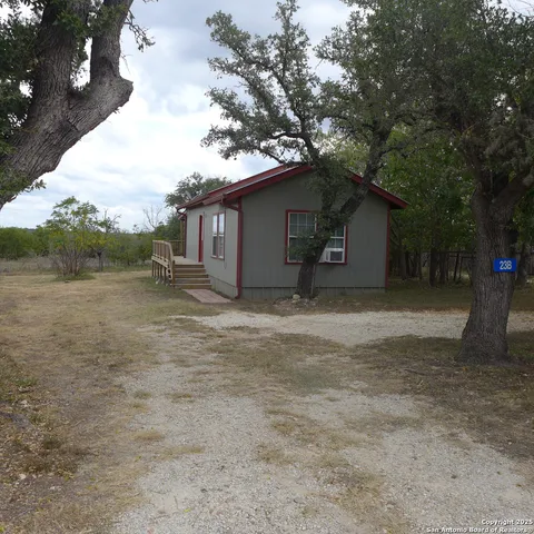 $1,250 | 23 B Highway 87, Unit B, Comfort, TX 78013