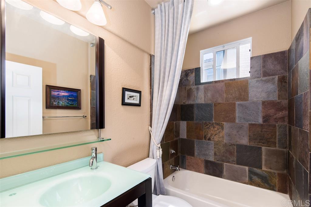 1162 Mariposa Road Carlsbad, CA 92011 - Photo 14 of 25 Gallery Image 14