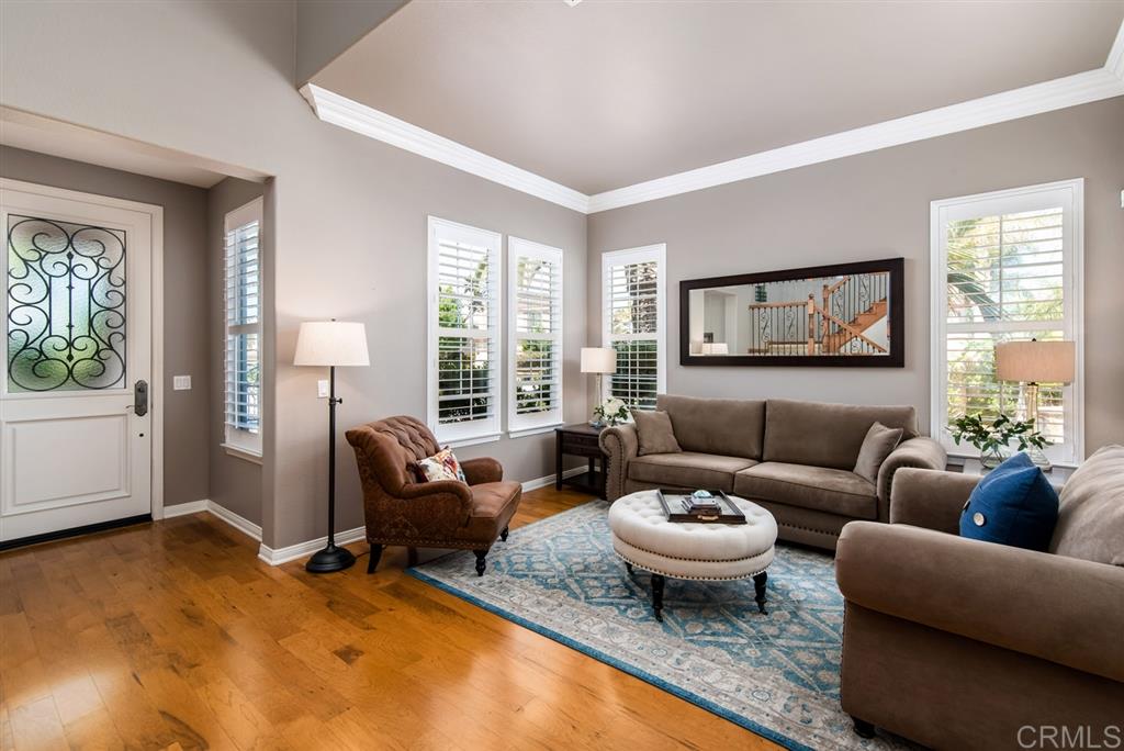 1162 Mariposa Road Carlsbad, CA 92011 - Photo 3 of 25 Gallery Image 3