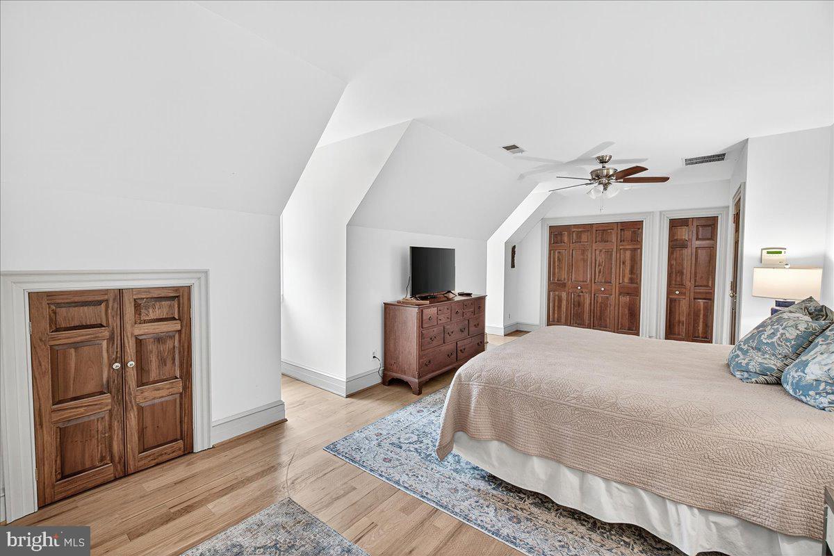 9522 Bessie Clemson Road Union Bridge, MD 21791 - Photo 46 of 107 a bedroom with a bed and a television