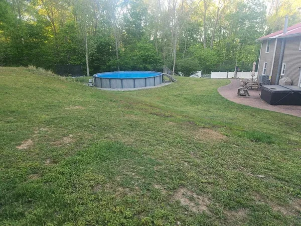 $475,000 | 10819 Highway 13, Cumberland City, TN 37050