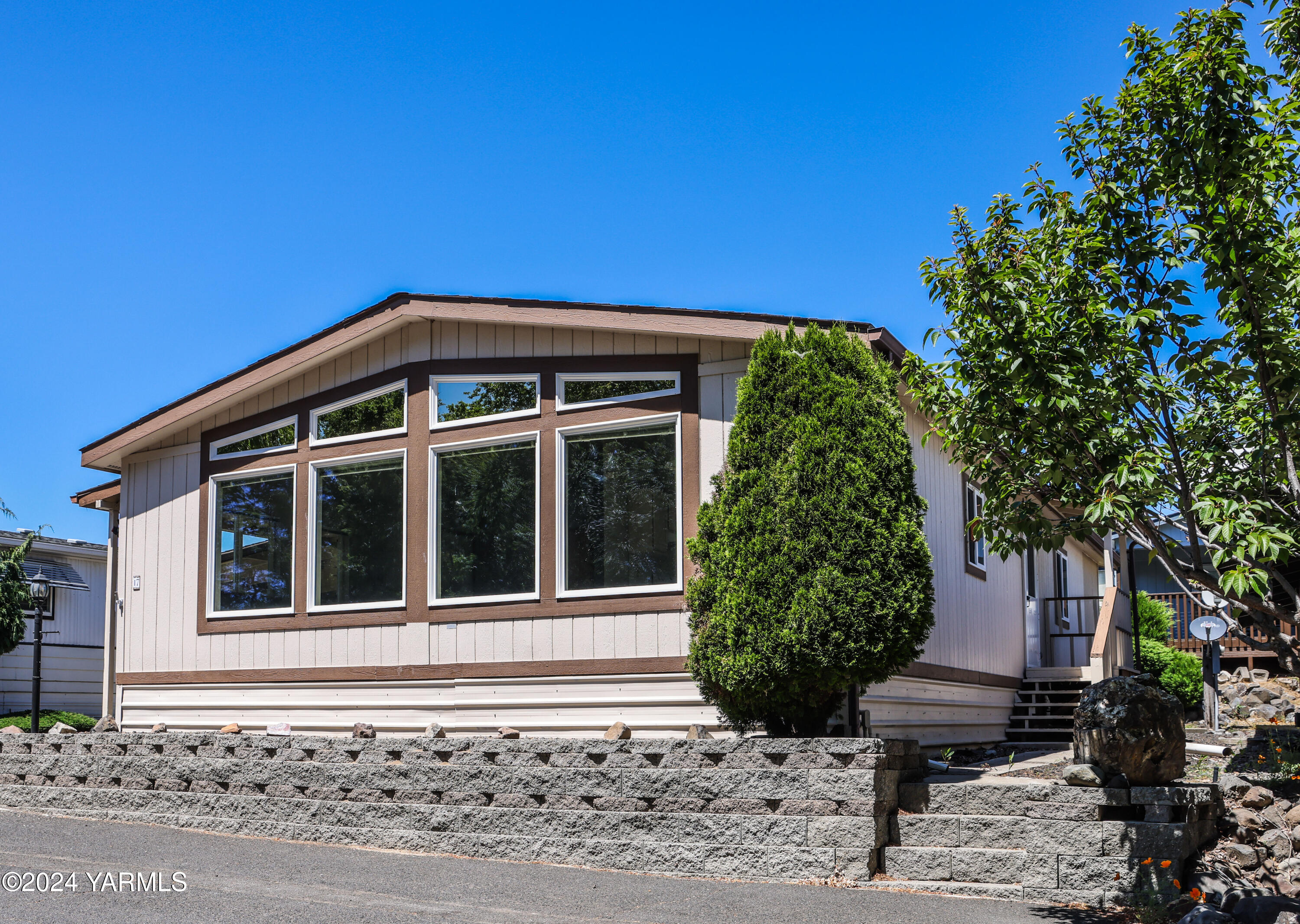 1130 North Wenas Rd Unit 17