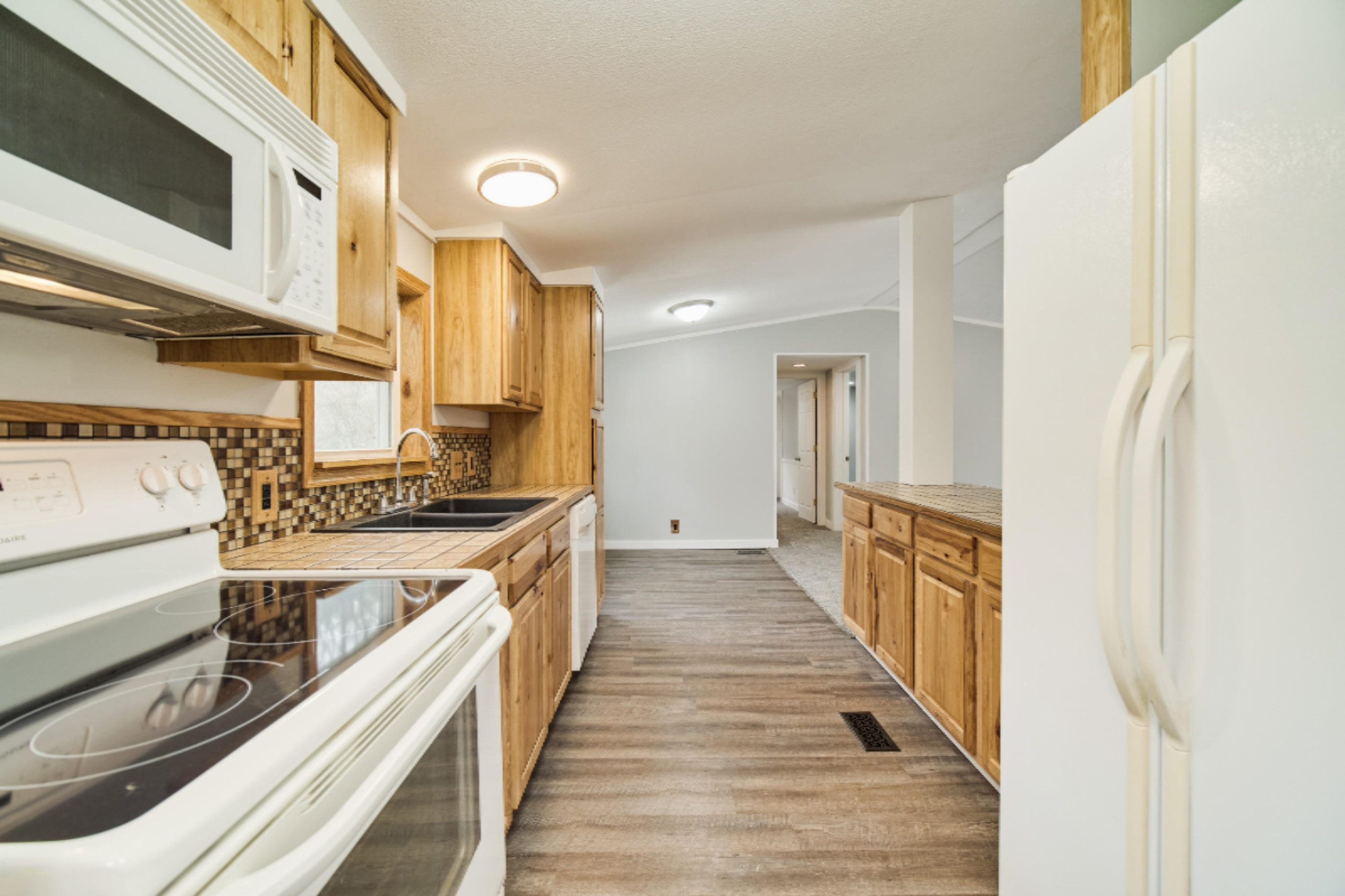 2230 Raymond Road Twin Lake, MI 49457 - Photo 25 of 47 Kitchen