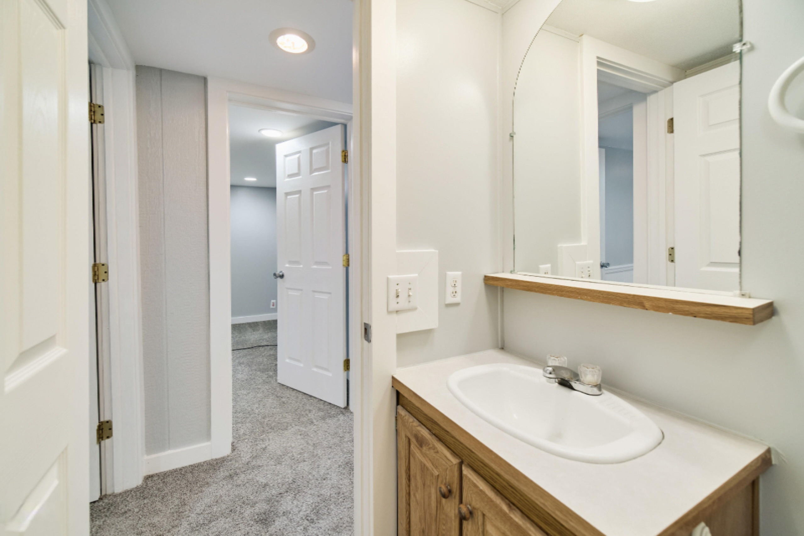 2230 Raymond Road Twin Lake, MI 49457 - Photo 29 of 47 Full Bathroom