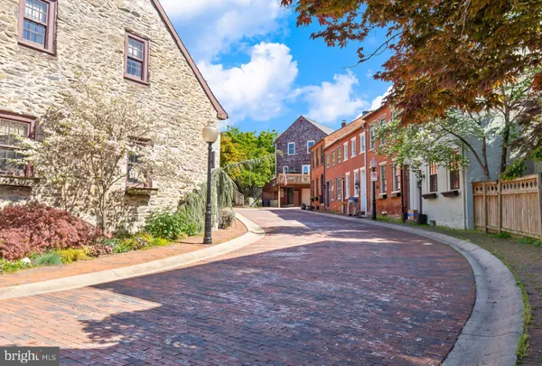 $369,900 | 125 South Duke Street, Lancaster, PA 17602