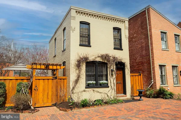 $369,900 | 125 South Duke Street, Lancaster, PA 17602