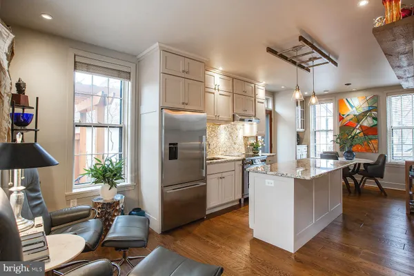 $369,900 | 125 South Duke Street, Lancaster, PA 17602