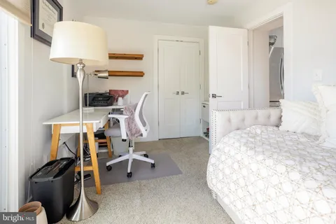 $2,250 | 1659 Holbrook Street Northeast, Unit 1, Washington, DC 20002