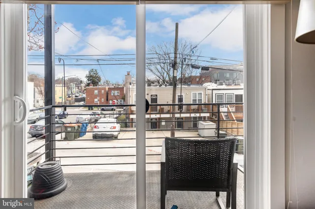 $2,250 | 1659 Holbrook Street Northeast, Unit 1, Washington, DC 20002
