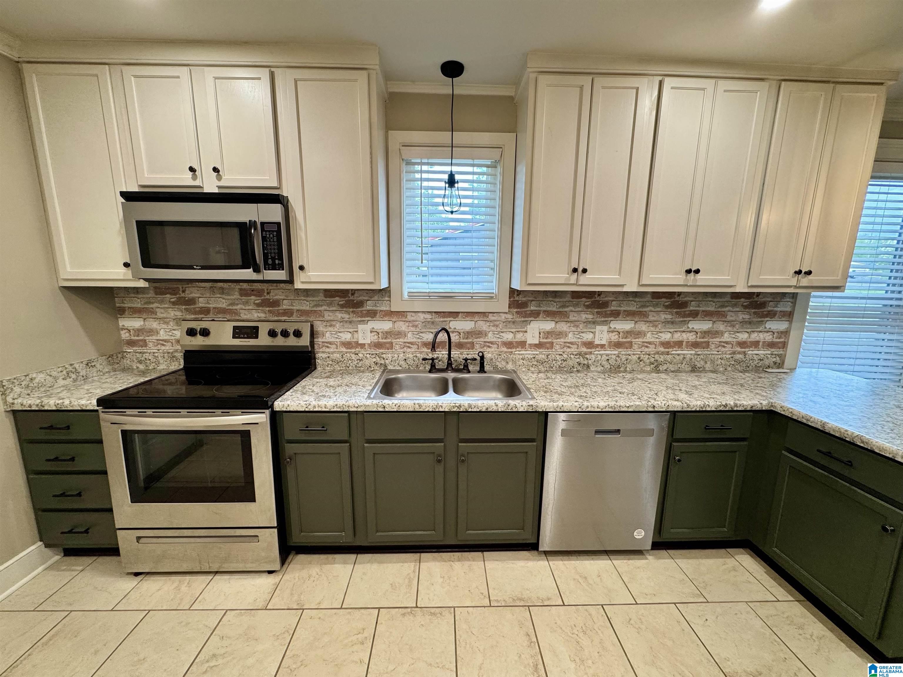 6334 Hustleville Road Albertville, AL 35951 - Photo 8 of 21
