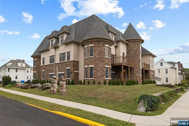 $3,750 | 176 Union Avenue, Unit 2 3 4 5 & 6, Rutherford, NJ 07070