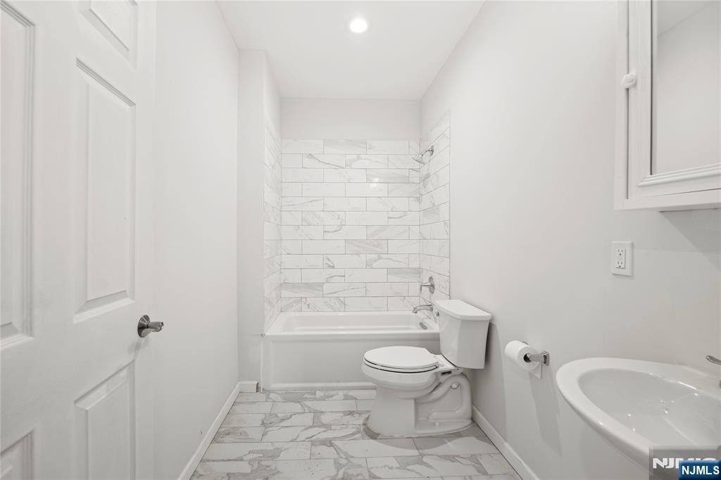 176 Union Avenue, Unit 2 3 4 5 & 6 Rutherford, NJ 07070 - Photo 4 of 10