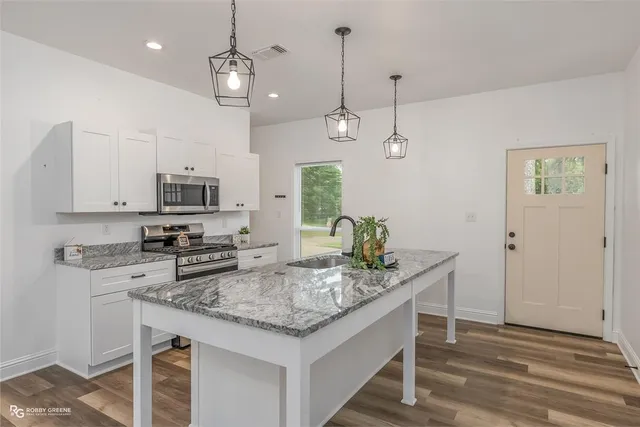 $250,000 | Undisclosed Address, Minden, LA 71055