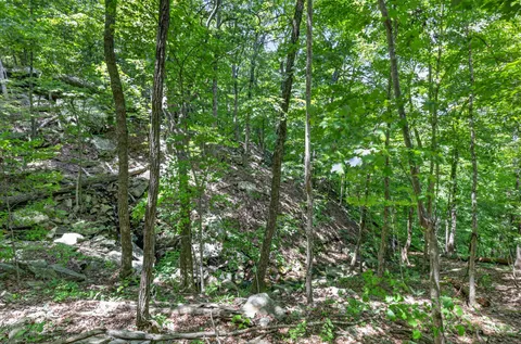 $395,000 | 1215 Stage Coach Road, Sewanee, TN 37375