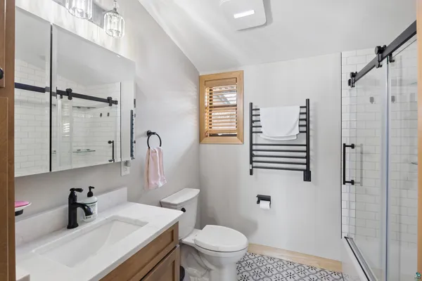 $760,000 | 3903 Lake Park Road, Ashland, WI 54806