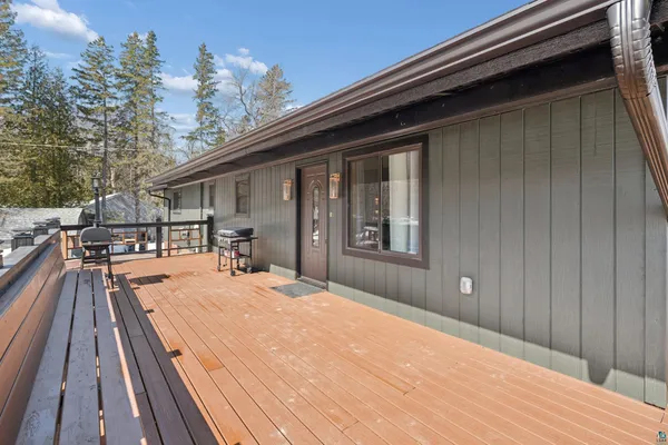 $760,000 | 3903 Lake Park Road, Ashland, WI 54806