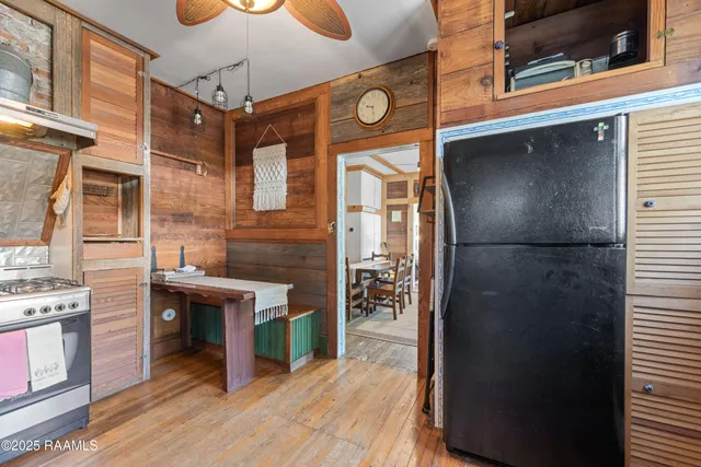 $215,000 | 430 South Pierce Street, Lafayette, LA 70501