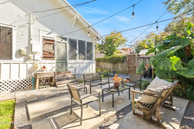 $215,000 | 430 South Pierce Street, Lafayette, LA 70501