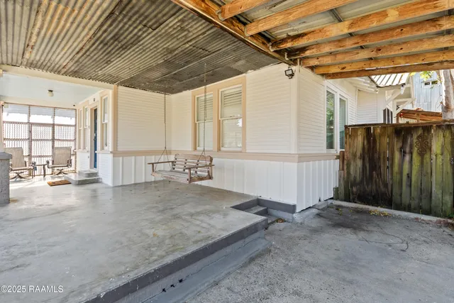 $215,000 | 430 South Pierce Street, Lafayette, LA 70501