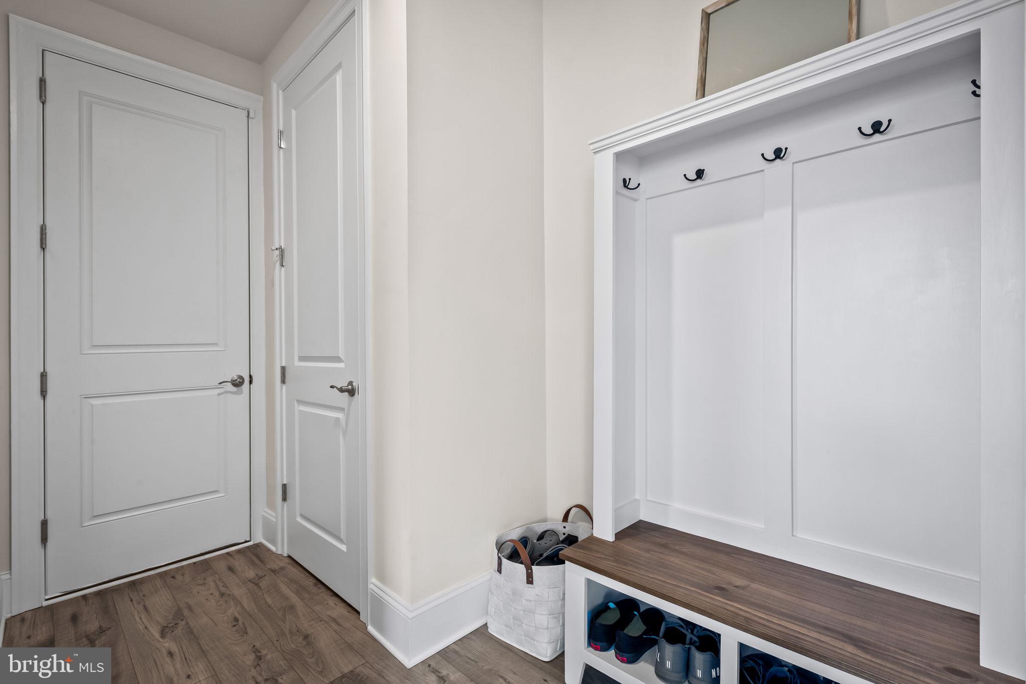 2821 Broad Wing Drive Odenton, MD 21113 - Photo 20 of 59 Mudroom from Garage