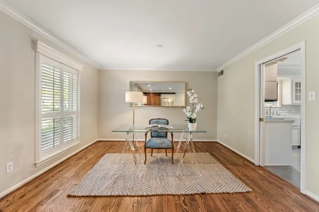 $825,000 | 10203 Green Tree Road, Houston, TX 77042