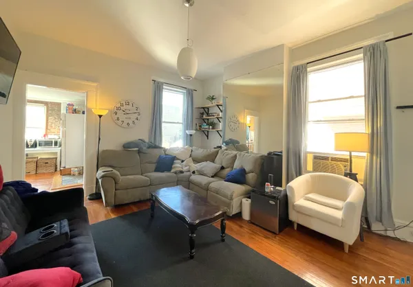 $2,500 | 272 St John Street, Unit 1, New Haven, CT 06511