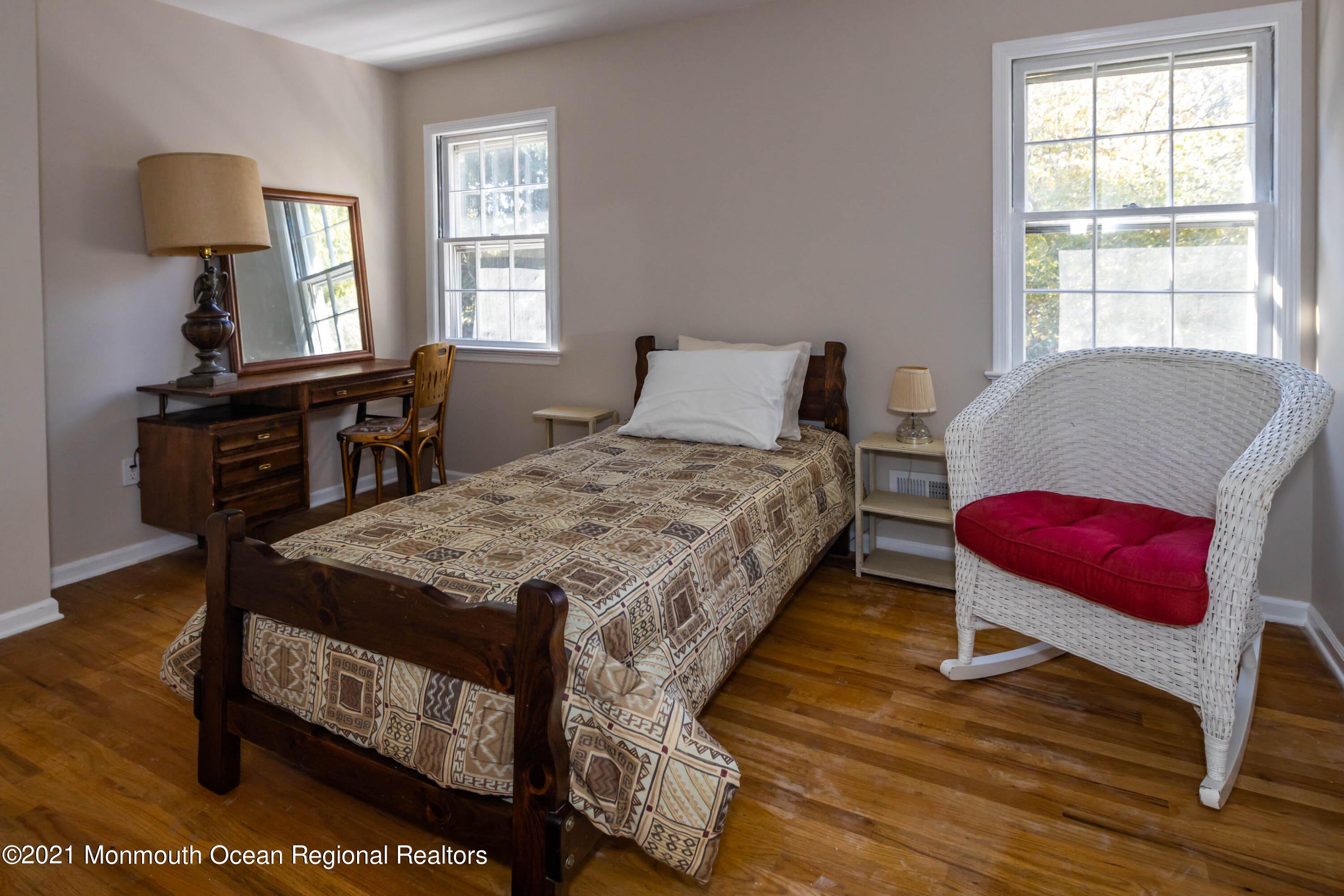 15 Algonquin Road Holmdel, NJ 07733 - Photo 14 of 25 30_Bedroom-4