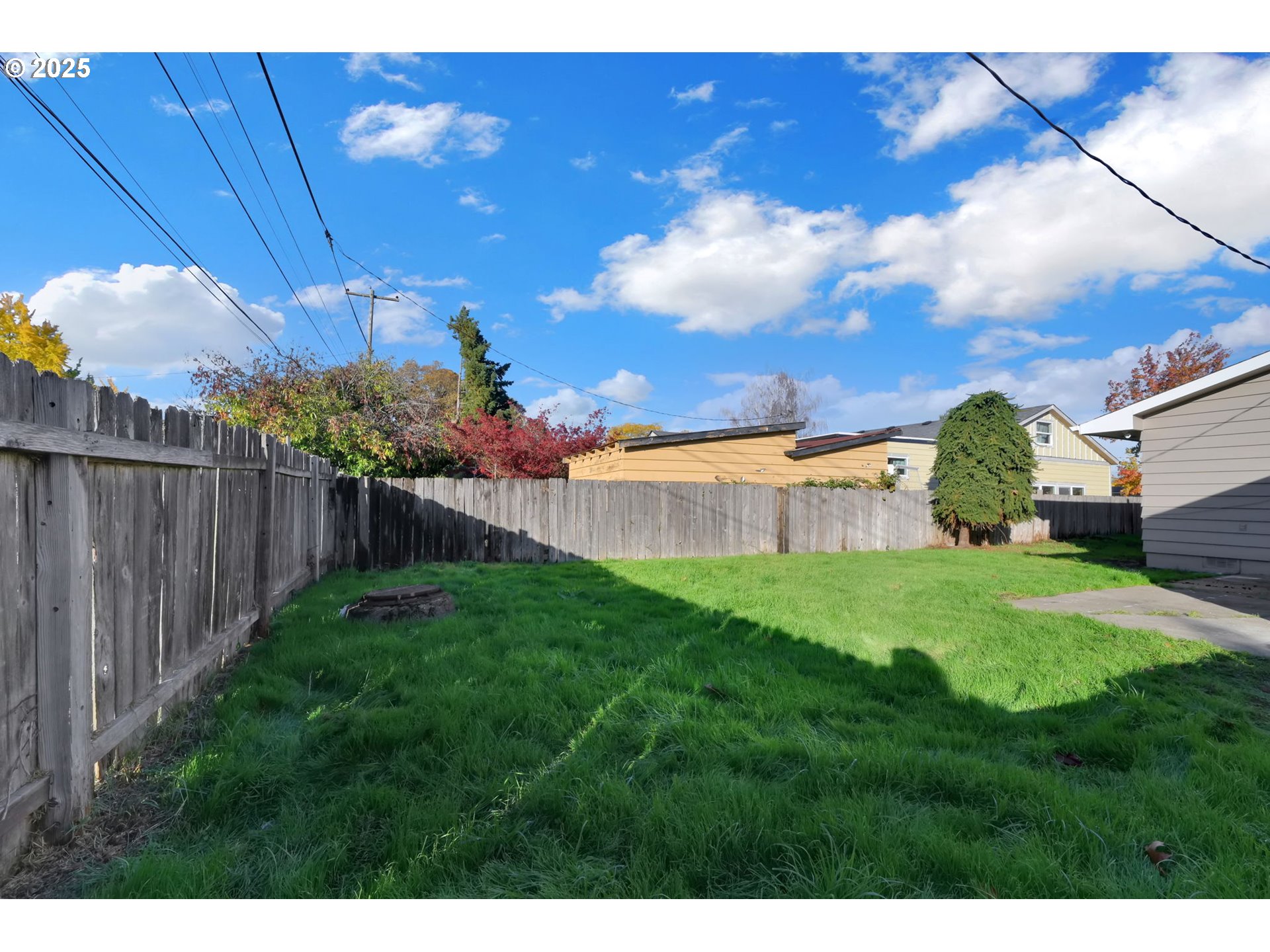 920 West 10th Avenue Junction City, OR 97448 - Photo 13 of 33