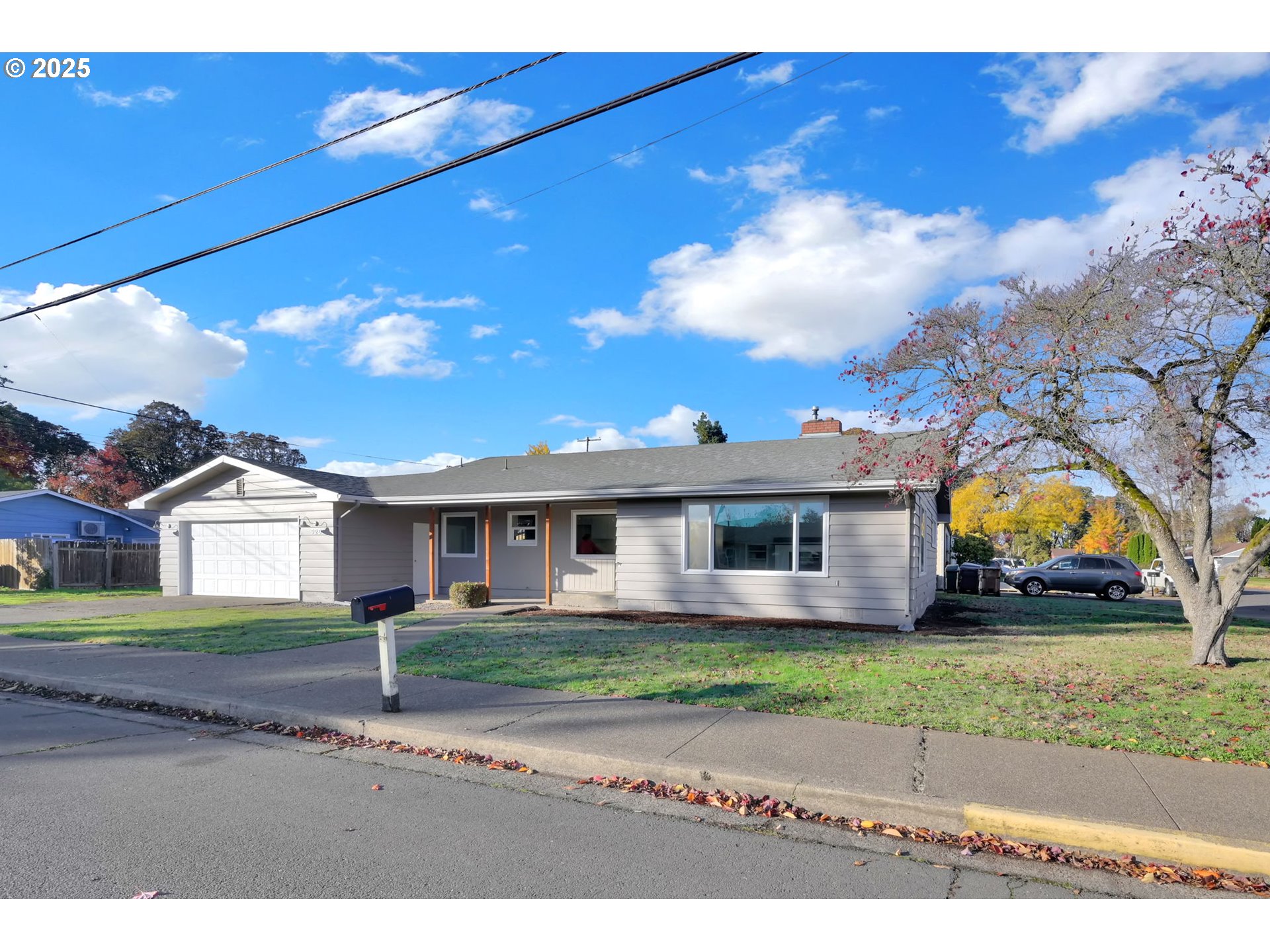 920 West 10th Avenue Junction City, OR 97448 - Photo 18 of 33