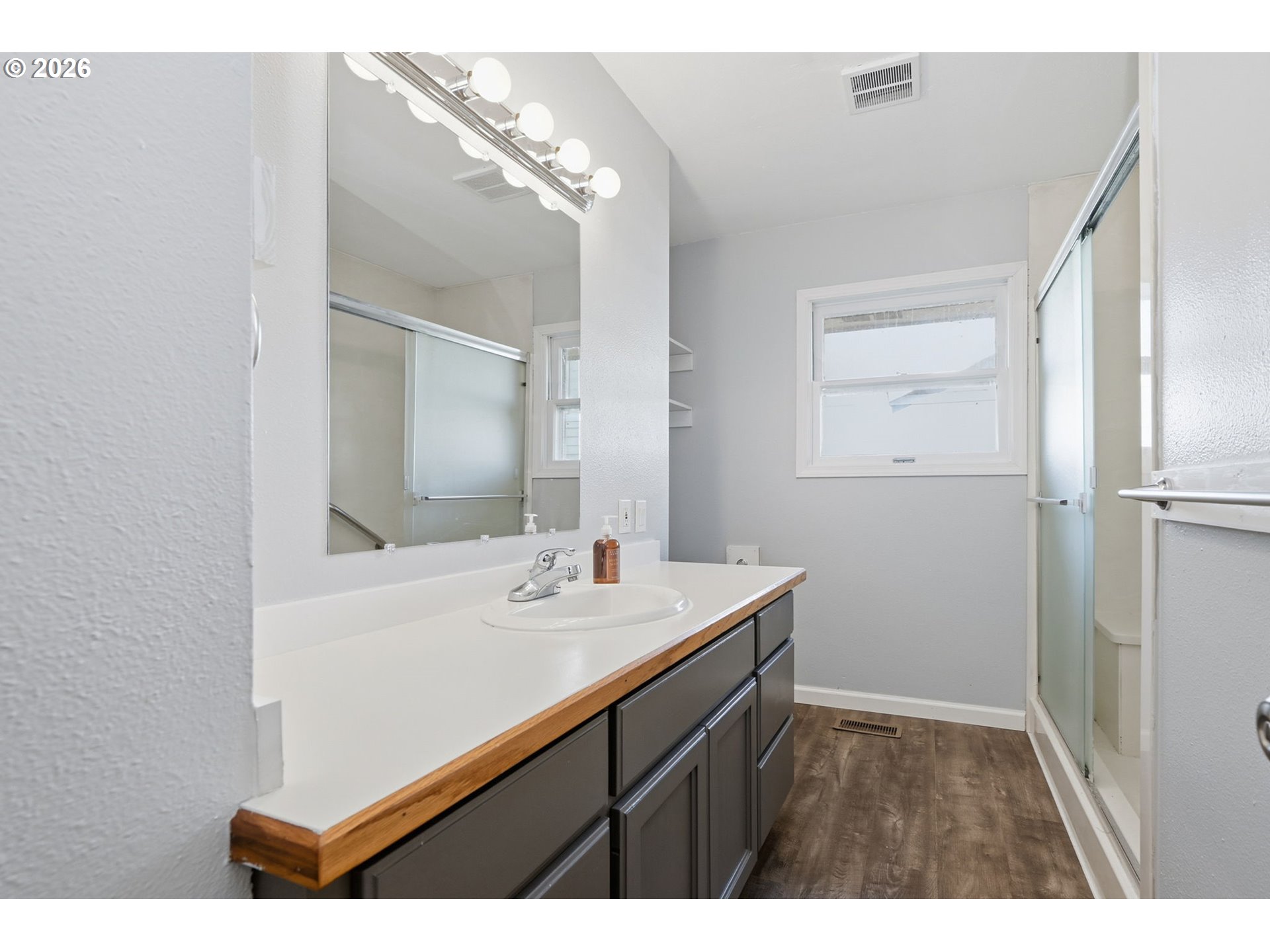 920 West 10th Avenue Junction City, OR 97448 - Photo 25 of 33