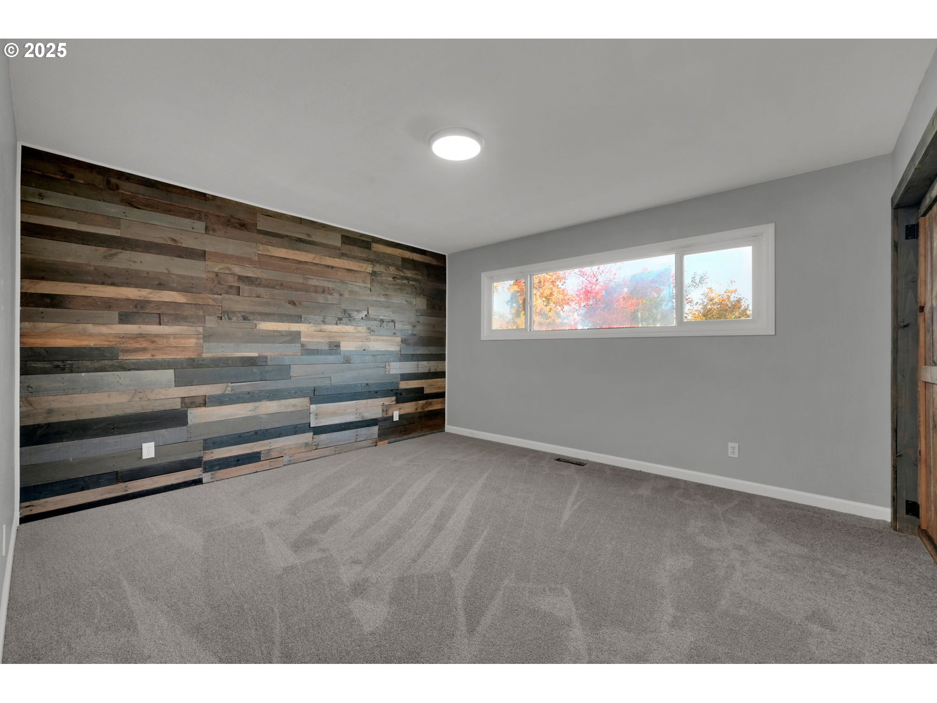 920 West 10th Avenue Junction City, OR 97448 - Photo 7 of 33