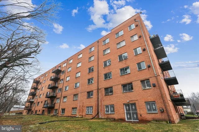 a view of a tall building