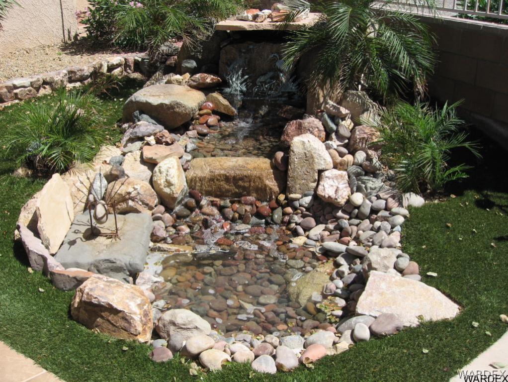 1905 Victoria Farms Road, Unit 83 Lake Havasu City, AZ 86404 - Photo 20 of 30 a view of a tree with plants