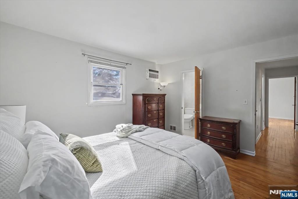 58 Mozart Street East Rutherford, NJ 07073 - Photo 15 of 34