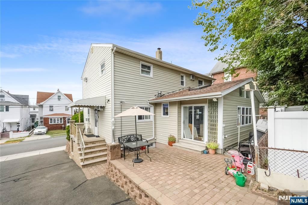 58 Mozart Street East Rutherford, NJ 07073 - Photo 31 of 34