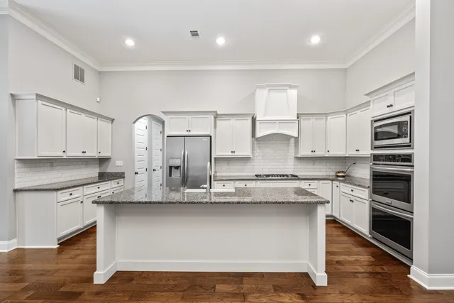 $605,000 | 455 Saunders Creek Circle, Rossville, TN 38066