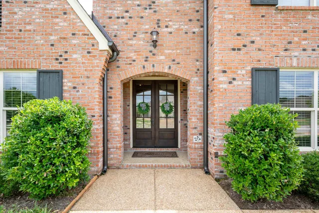 $605,000 | 455 Saunders Creek Circle, Rossville, TN 38066